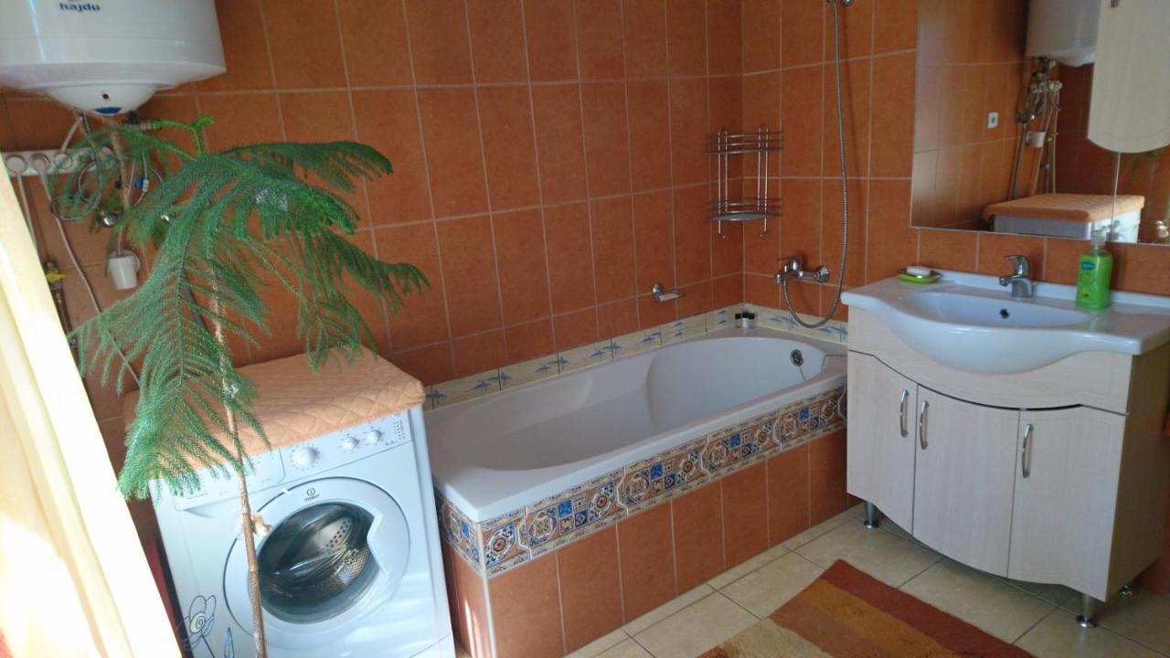 Rita Apartman Gyenesdias Exterior photo