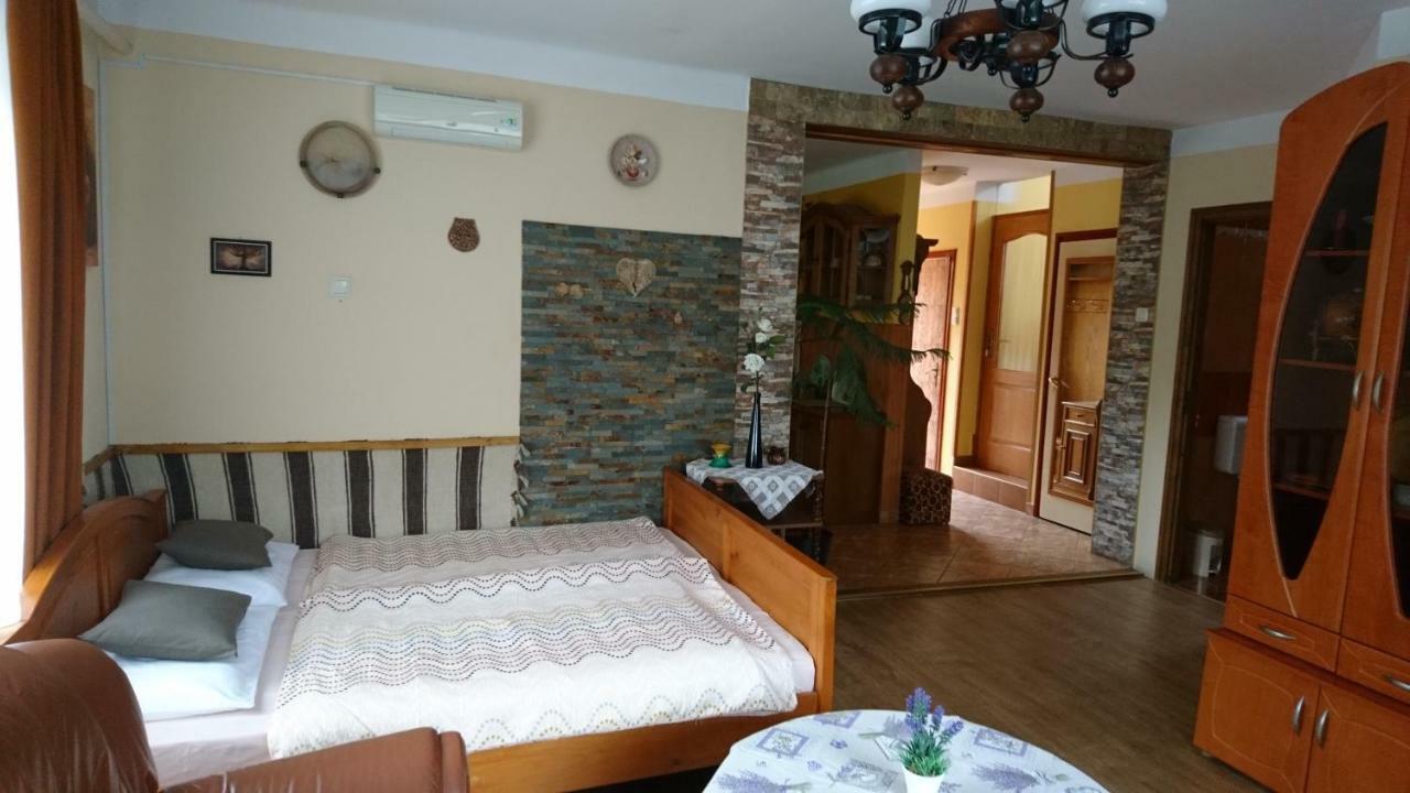 Rita Apartman Gyenesdias Exterior photo